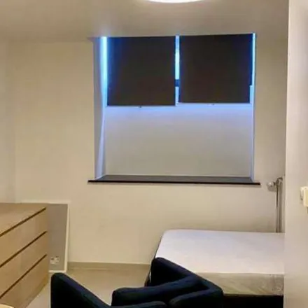Rent this 1 bed apartment on Avenue Emile Zola - Emile Zolalaan 84 in 1030 Schaerbeek - Schaarbeek, Belgium