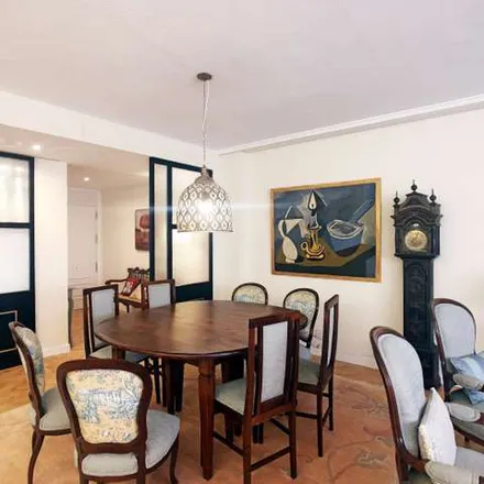 Image 5 - Jean Louis David, Carril bici Santa Engracia, 28010 Madrid, Spain - Apartment for rent