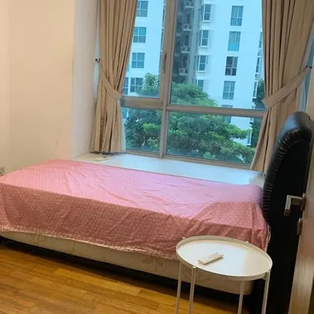Rent this 1 bed room on 7 Amber Gardens in One Amber, Singapore 439974