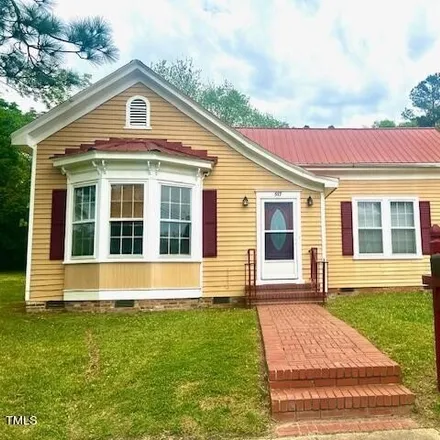 Buy this 3 bed house on 601 Coggeshall Street in Oxford, NC 27565