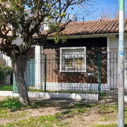 Buy this 2 bed house on Boulevard Amancio Alcorta Sur 1482 in Arca Oeste, Moreno