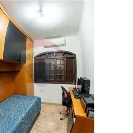 Buy this 4 bed house on Rua João Cavallari in Ponte Grande, Guarulhos - SP