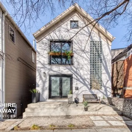 Buy this 4 bed house on 2114 North Hoyne Avenue in Chicago, IL 60647