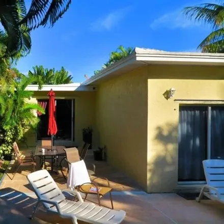 Image 3 - 1579 Northeast 15th Street, Bay Harbor, Fort Lauderdale, FL 33304, USA - House for sale