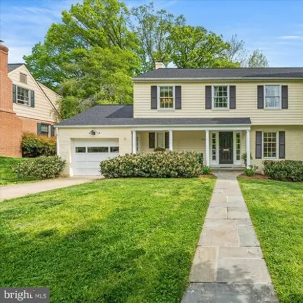 Buy this 5 bed house on 904 Emerald Drive in Fort Hunt, Fairfax County