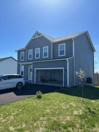 Buy this 3 bed house on 5559 Rolling Meadows Way in Camillus, Marcellus