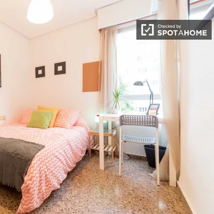 Rent this 5 bed room on Carrer de Ruben Darío in 14, 46021 Valencia