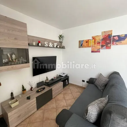 Image 6 - Via Angera, 28053 Sesto Calende VA, Italy - Apartment for rent