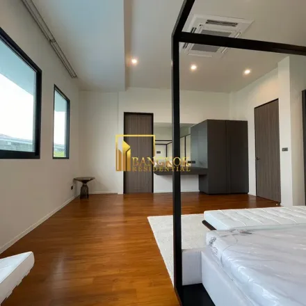 Image 2 - Soi Pridi Banomyong 26, Vadhana District, Bangkok 10110, Thailand - Apartment for rent