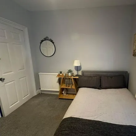 Rent this 1 bed room on 1-9 The Courtyard in Stoke Road, Guildford
