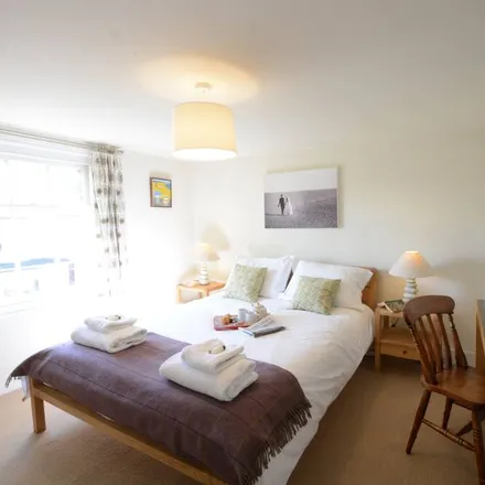 Rent this 3 bed townhouse on Aldeburgh in IP15 5EU, United Kingdom
