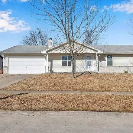 Rent this 3 bed house on 1079 Crestwood Lane in O’Fallon, MO 63366
