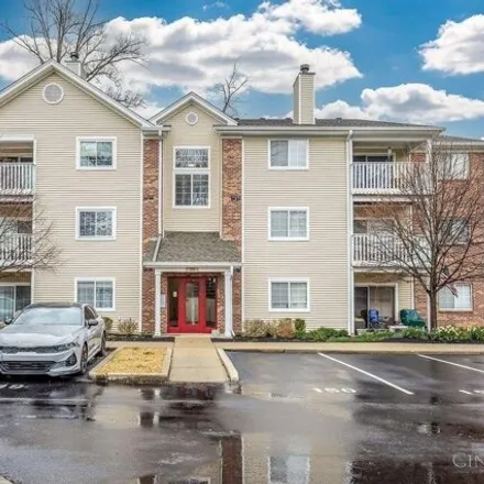 Buy this 2 bed condo on 810;820;830 Carrington Place in Loveland, OH 45140