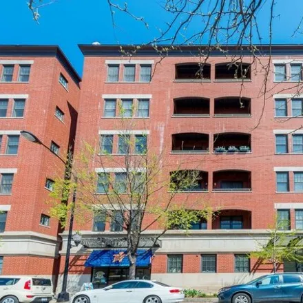 Buy this 3 bed condo on 1146 West Monroe Street in Chicago, IL 60607