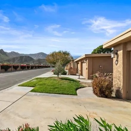 Buy this 1 bed condo on Sunrise Country Club in Madre Way, Rancho Mirage