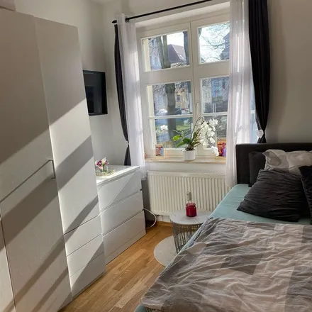 Rent this 2 bed apartment on Hirschfelder Straße in 04319 Leipzig, Germany