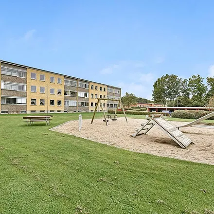 Rent this 3 bed apartment on Husarvej 29 in 8930 Randers NØ, Denmark