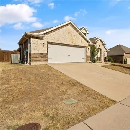 Image 3 - 1529 Stetson Lane, Weatherford, TX 76087, USA - House for sale