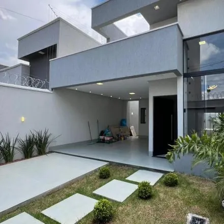 Buy this 3 bed house on unnamed road in Setor Central - Perímetro Urbano, Aparecida de Goiânia - GO