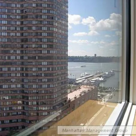 Image 7 - P.D. O'Hurley's, 557 12th Avenue, New York, NY 10036, USA - Apartment for rent