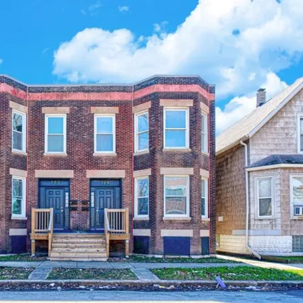 Buy this 7 bed house on 727 West 50th Street in Chicago, IL 60632