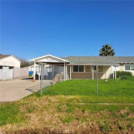 Buy this 5 bed house on 1698 7th Street in Thermalito, Butte County