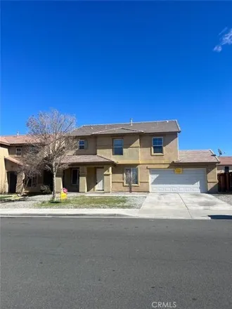 Rent this 3 bed house on 14627 Hunter Road in Victorville, CA 92394