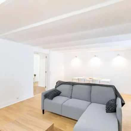 Rent this 3 bed apartment on Escolàpies Llúria in Carrer d'Aragó, 08001 Barcelona