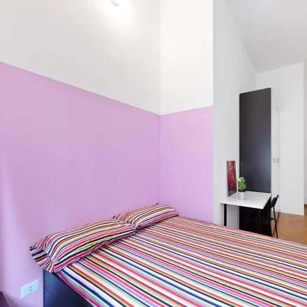 Rent this 6 bed room on Via Cosimo del Fante in 12, 20136 Milan MI