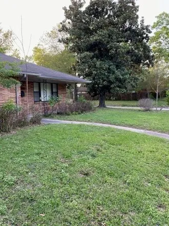 Buy this 3 bed house on 1207 Martin Street in Houston, TX 77018
