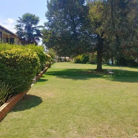 Rent this 2 bed apartment on Rainbow Avenue in Farrarmere, Benoni