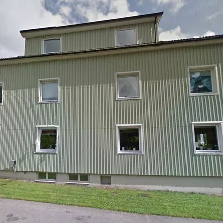 Rent this 2 bed apartment on Ljungvägen in 451 54 Ramneröd, Sweden