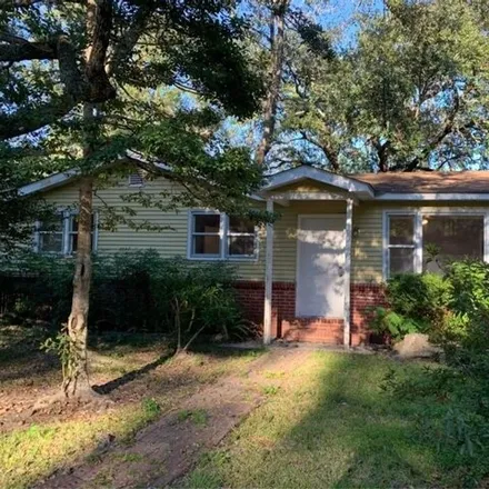 Rent this 3 bed house on 65132 Calhoun Street in Pearl River, St. Tammany Parish