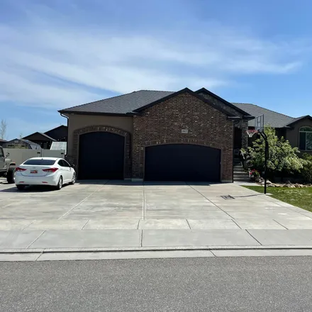 Buy this 6 bed house on 2200 West 1850 North in Farr West, Weber County