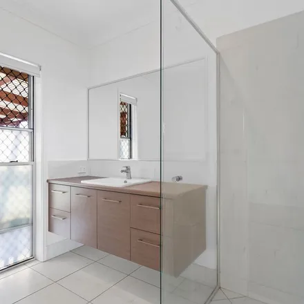 Image 4 - Banyandah Street, Birtinya QLD 4551, Australia - Apartment for rent