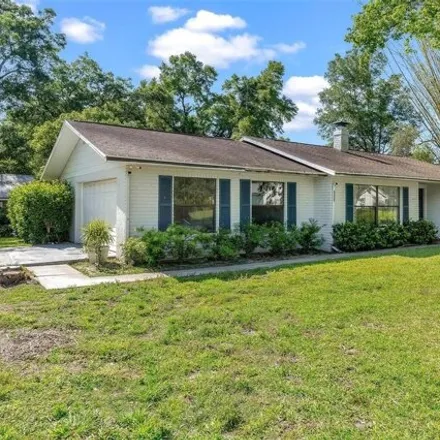 Buy this 3 bed house on 624 Northeast 48th Avenue in Ocala, FL 34470
