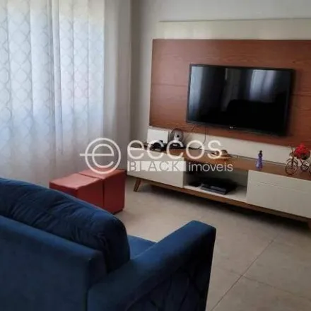 Buy this 3 bed house on Avenida Comendador Alexandrino Garcia in Minas Gerais, Uberlândia - MG