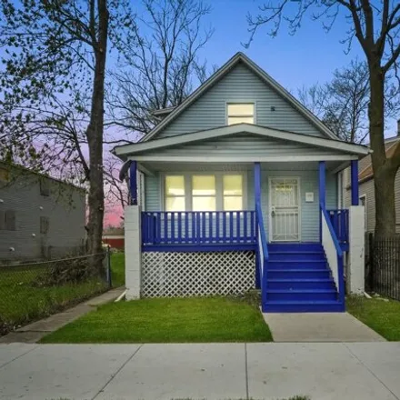 Buy this 4 bed house on 5752 South Hoyne Avenue in Chicago, IL 60636