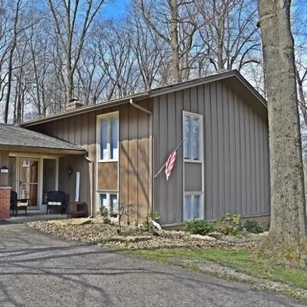 Image 3 - 17400 Lake Forest Court, Bainbridge, OH 44023, USA - House for sale