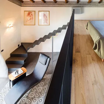 Rent this 5 bed house on Zafferana Etnea in Via della Montagna, 95019 Petrulli CT