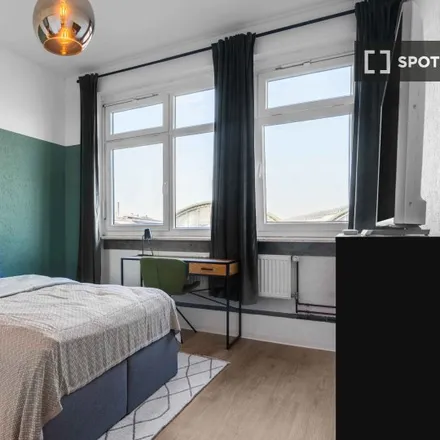 Rent this 5 bed room on Am Hauptbahnhof in 60329 Frankfurt, Germany