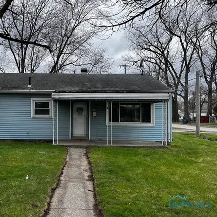 Buy this 3 bed house on 2721 South Avenue in Nasby, Toledo