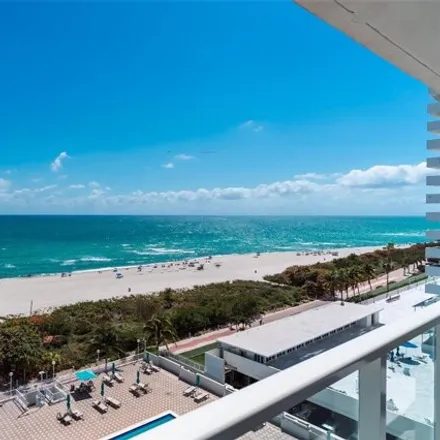 Buy this 1 bed condo on 5701 Collins Avenue in Miami Beach, FL 33140