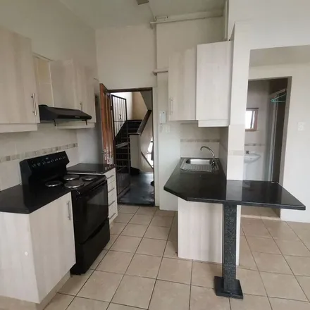 Image 2 - Evans Road, Glenwood, Durban, 4013, South Africa - Apartment for rent