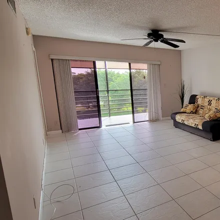 Buy this 2 bed condo on 2304 South Cypress Bend Drive in Pompano Beach, FL 33069