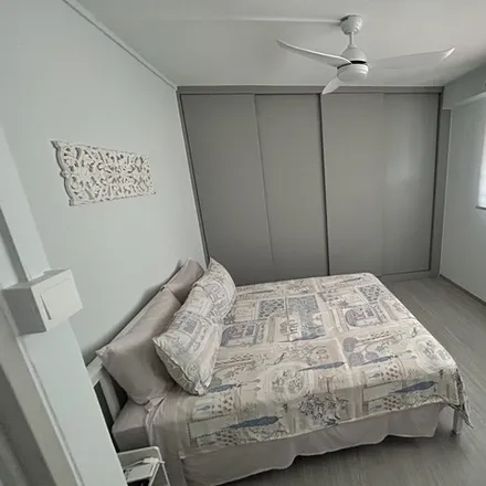 Rent this 1 bed room on Block 224 in 224 Simei Street 4, Singapore 520234