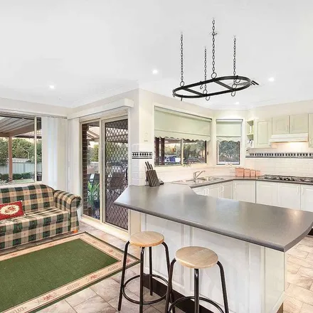 Image 2 - Cole Avenue, Baulkham Hills NSW 2153, Australia - Apartment for rent