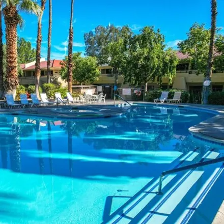 Image 8 - 692 Los Felices Circle North, Palm Springs, CA 92262, USA - Condo for rent