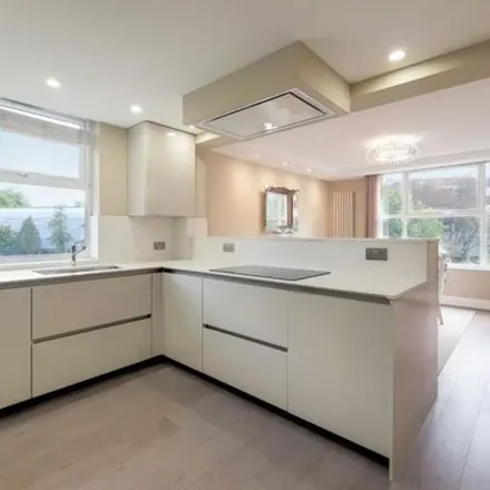 Image 5 - 10 Elm Tree Road, London, NW8 9JX, United Kingdom - Apartment for rent