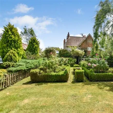 Image 1 - Pinkneys Green Scouts, Winter Hill Road, Maidenhead, SL6 6NS, United Kingdom - House for sale